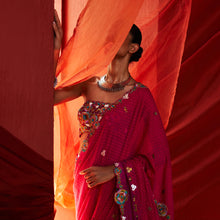 Load image into Gallery viewer, Pink Classic Saree &amp; Blouse
