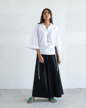 Load image into Gallery viewer, Black Pleated Pants
