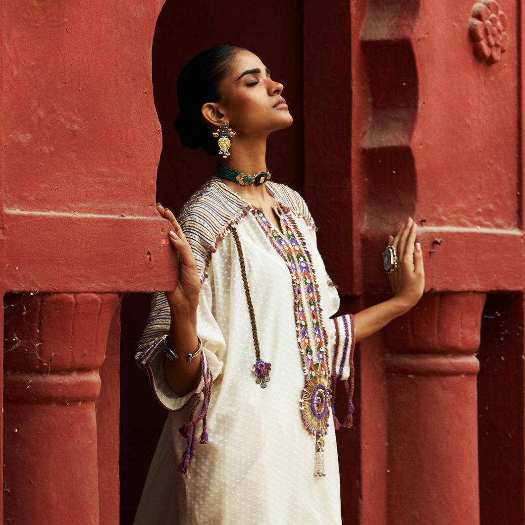 Ivory Long Kaftan Kurta & T Pants (multi thread)